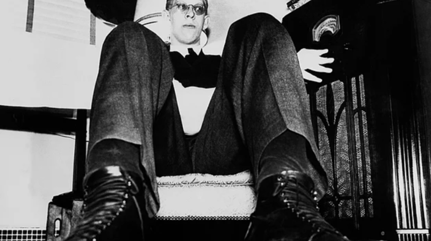 Dünyanın en uzun insanı Robert Wadlow’un trajik hayat hikayesi hüzünlendirecek