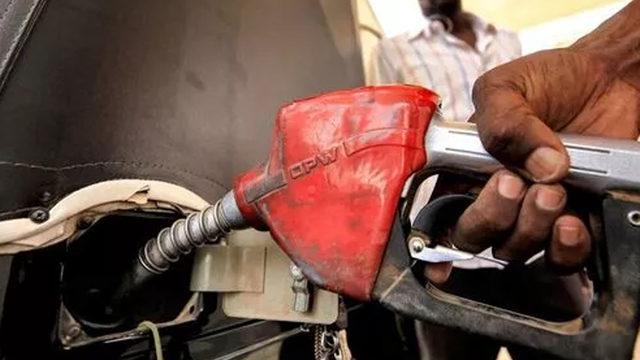 Avrupa'da yasaklanan 'zehirli akaryakıt' Hollandalı şirketler tarafından Afrika'ya satılıyor