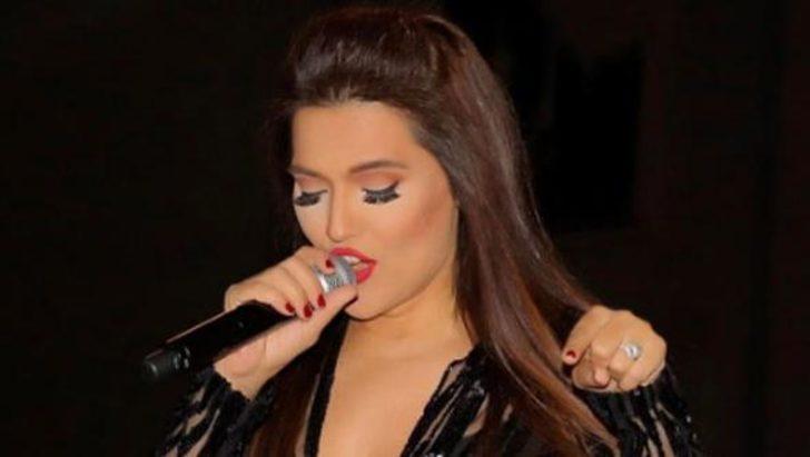 Sosyal medyayı en sık kullanan isimlerin başında gelen ünlü şarkıcı Demet Akalın yine çok konuşulacak bir paylaşıma imza attı.