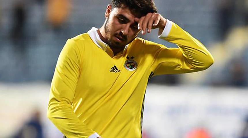 Gözyaşlarına boğuldu! Fenerbahçe'nin yıldızı Ozan Tufan'ın havalimanından dönmek zorunda kaldığı transfer öyküsü