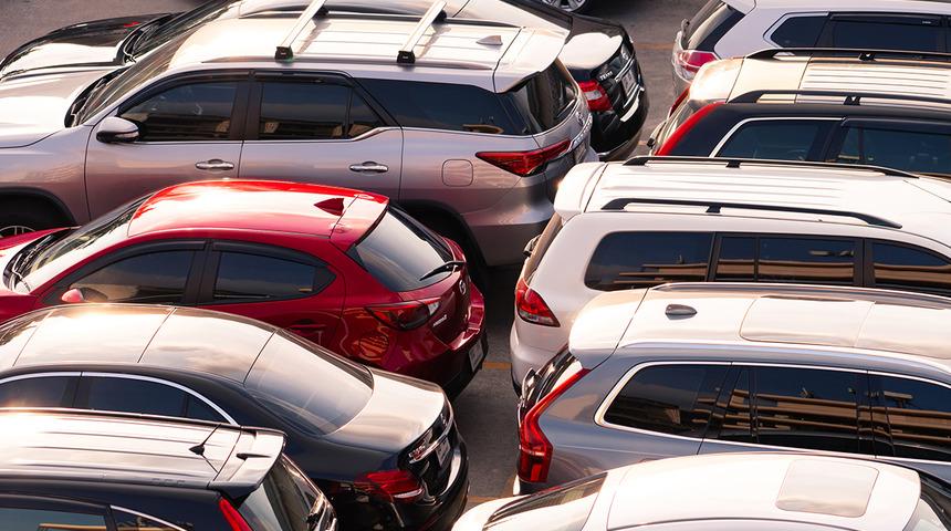 Brüksel'e 2035'ten itibaren benzinli ve LPG'li araçların girmesi yasaklandı