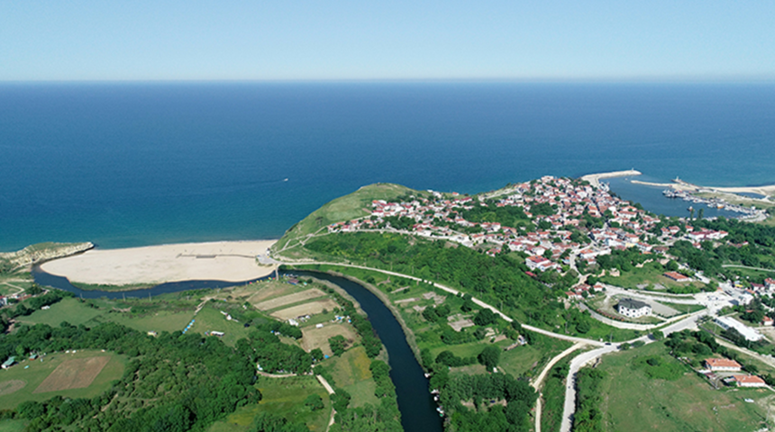 Mavi ve yeşil bir arada! Trakya’nın incisi ‘Kıyıköy’ ziyaretçilerini cezbediyor