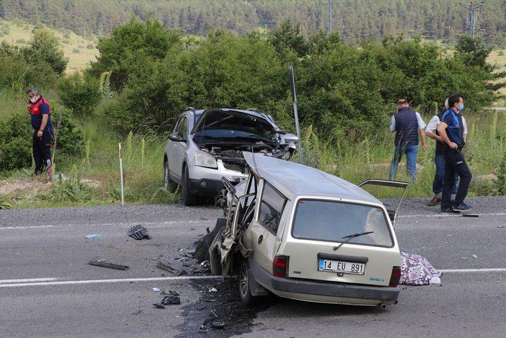 Bolu'da otomobil ile cip çarpıştı: 2 ölü, 4 yaralı G4