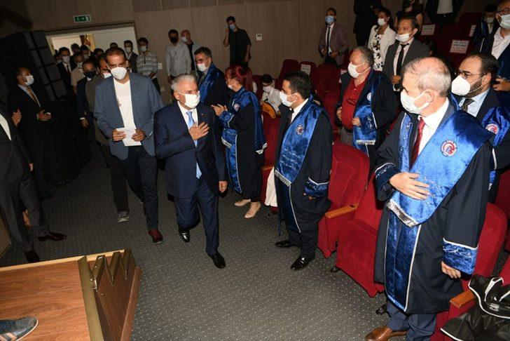 ÇOMÜ'de iş insanı Tacettin Aslan'a "fahri doktora" unvanı verildi G2