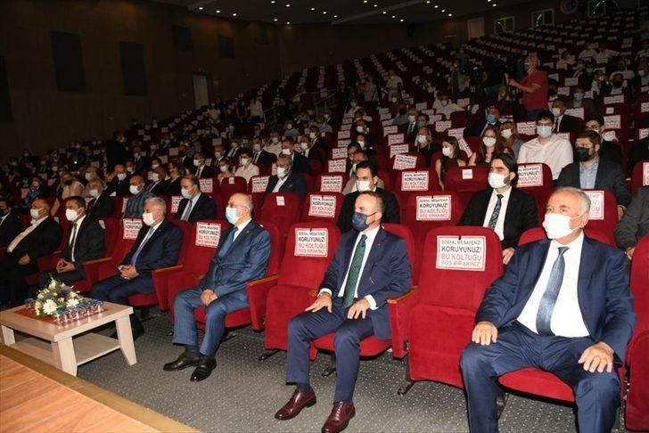 ÇOMÜ'de iş insanı Tacettin Aslan'a "fahri doktora" unvanı verildi G4