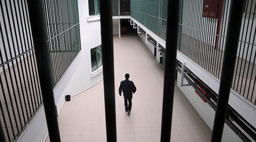 Resmi Gazete'de yayımlandı! Hükümlülere e-posta hakkı tanındı