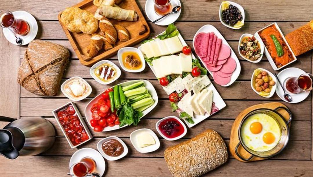 Sınav sabah kahvaltısı nasıl olmalı? Sınavda zihin a&ccedil;an besinler...