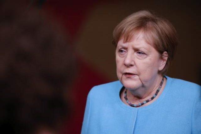 Merkel: AB liderleri göçmenler için Türkiye ye 3 milyar euro verilmesinde uzlaştı 1