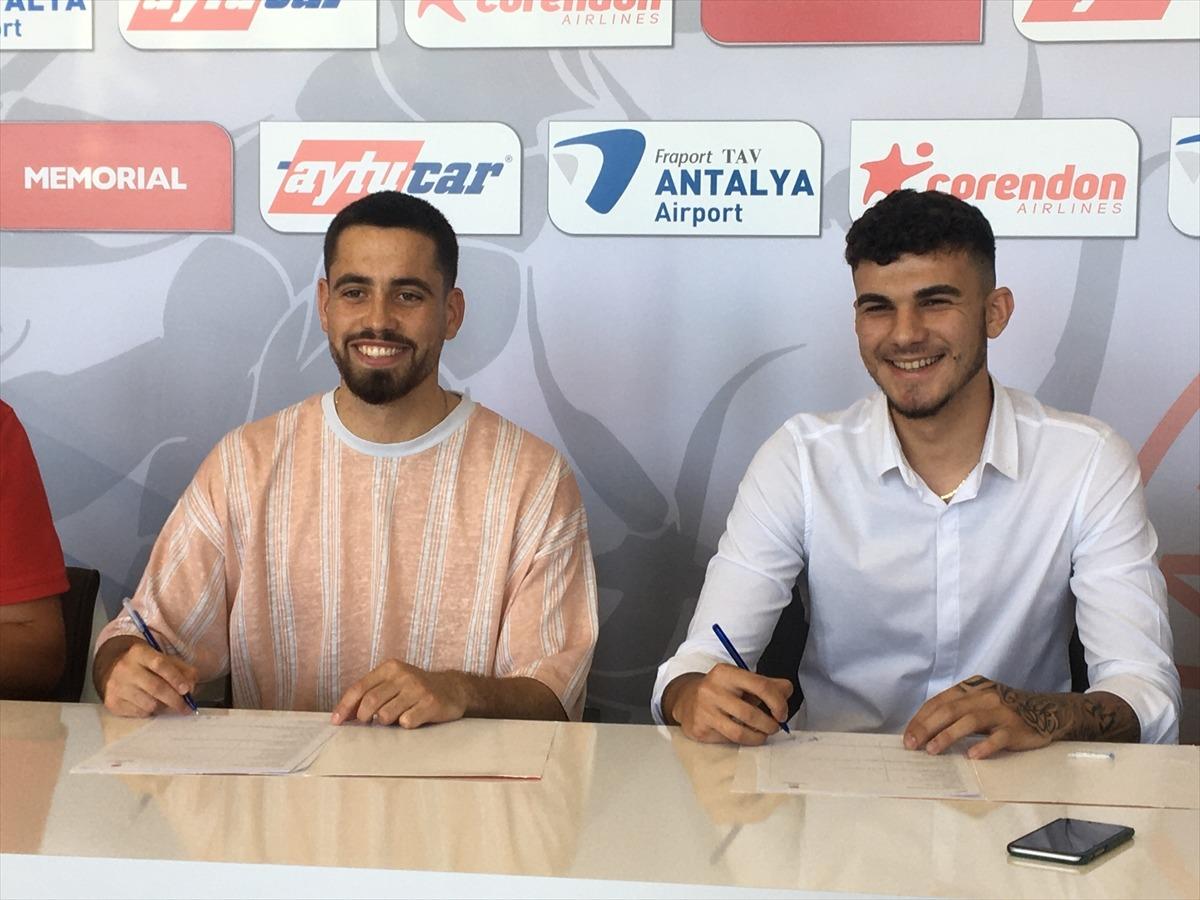 Antalyaspor, Doğukan Nelik ve Ersin Zehir'i kadrosuna kattı