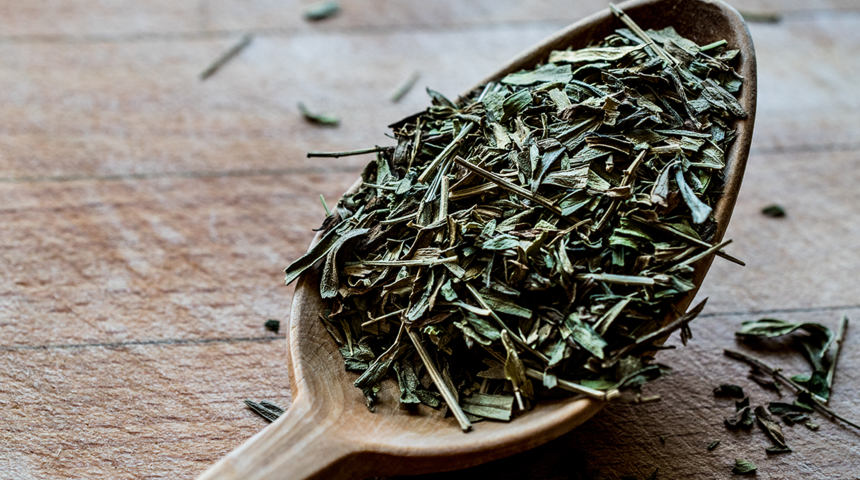 Yemeklere baharat olarak katılan "tarhun otu" lokum ve dondurmaya aroma oldu