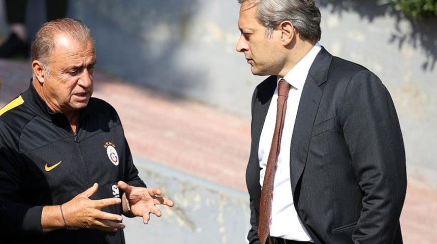 Burak Elmas: Transferi konuşuyoruz, UEFA sorunu var