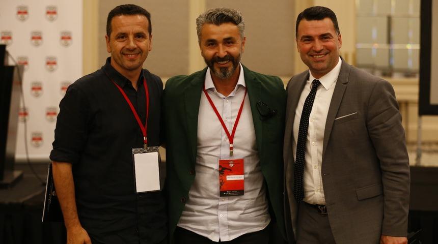 Saffet Akyüz, Profesyonel Futbolcular Derneği Başkanlığı’na seçildi