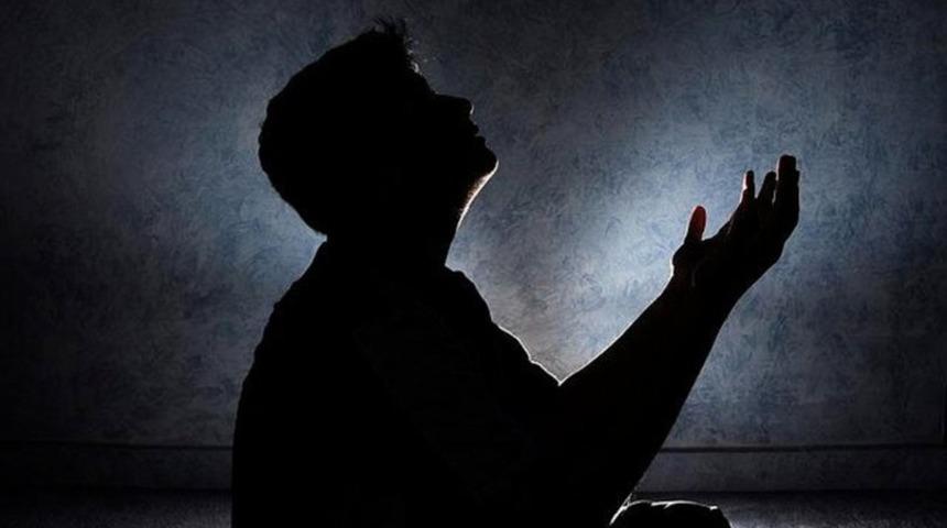 Sınavda hafızayı kuvvetlendiren dualar! İşte YKS, LGS, KPSS, DGS ALES için sınavda okunacak dualar ve en etkili sınav duası...