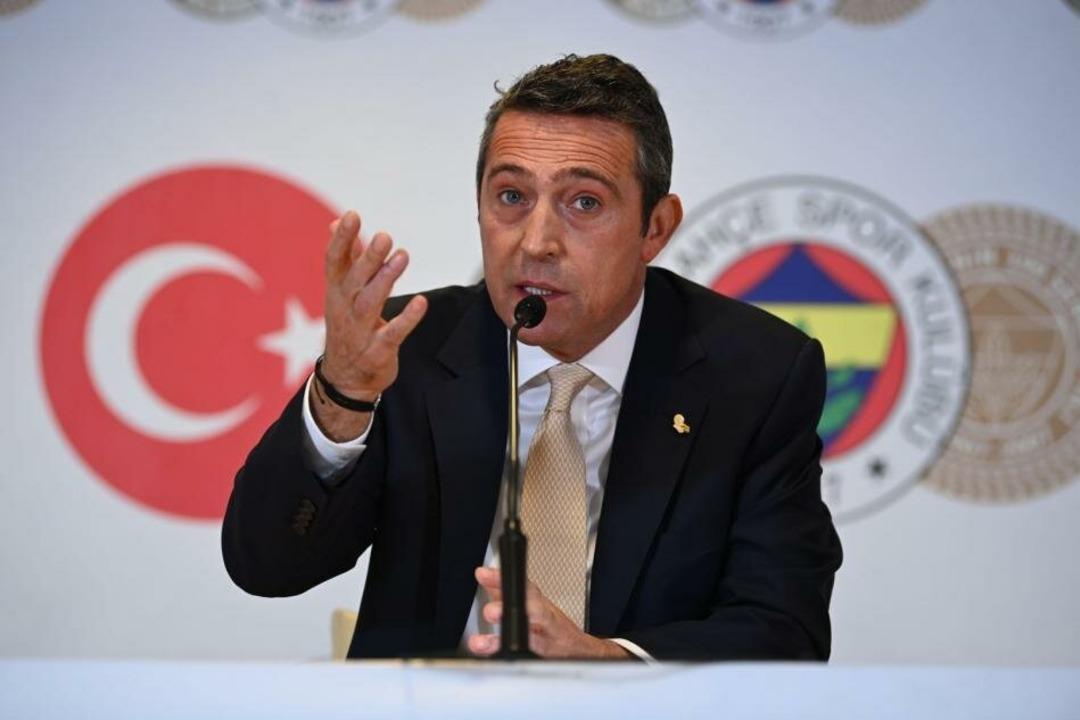 Son dakika: Fenerbah&ccedil;e Başkanı Ali Ko&ccedil;, Galatasaray derbisinden sonra camiaya umut dağıttı! "Rahat olun, şampiyon olacağız!"