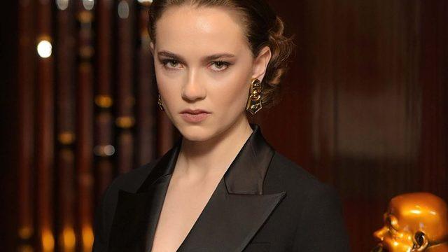 Ece Çeşmioğlu kimdir, nereli ve kaç yaşında? Ece Çeşmioğlu ne zaman evleniyor?