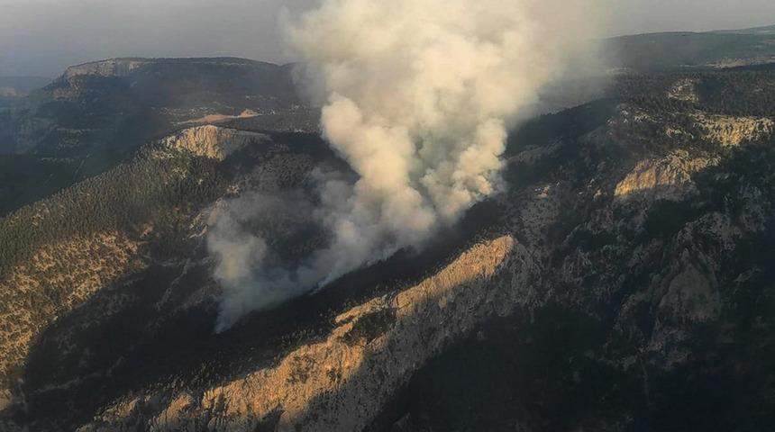Mersin'de korkutan orman yangını