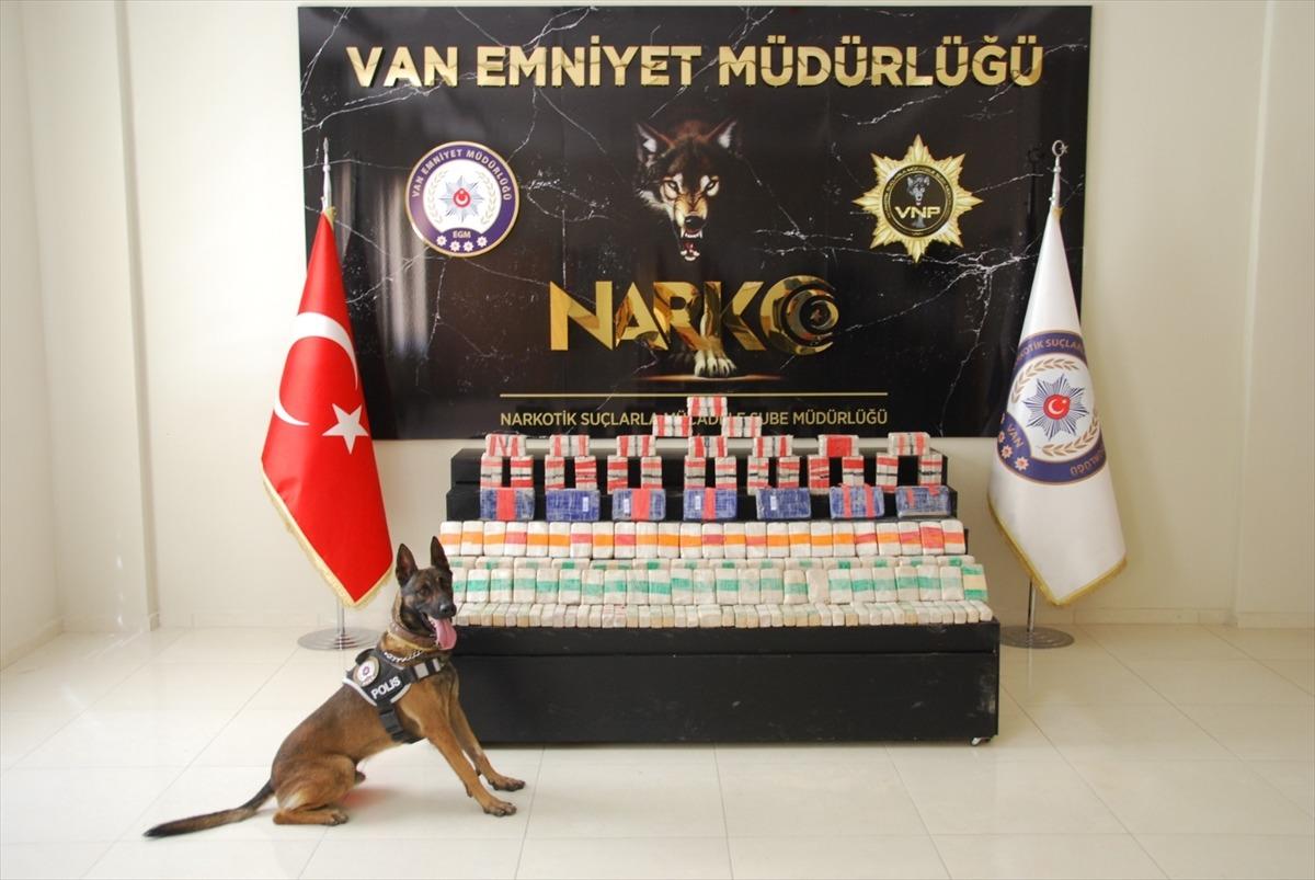 Van'da 205 kilo 240 gram eroin ele ge&ccedil;irildi