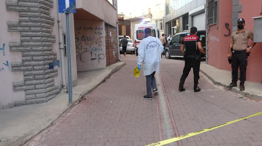 Otel odasında kan donduran olay! Önce öldürdü, sonra intihar etti