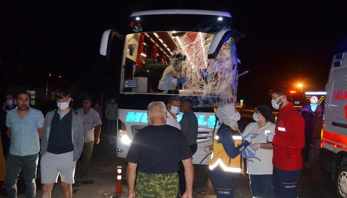 Aksaray'da feci kaza! Yolcu otobüsü ile minibüs çarpıştı: 12 yaralı