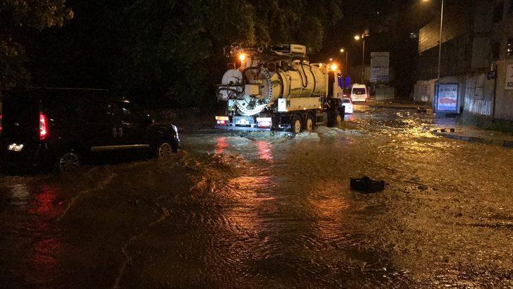 Zonguldak'ta sağanak ve şiddetli rüzgar etkili oldu G3