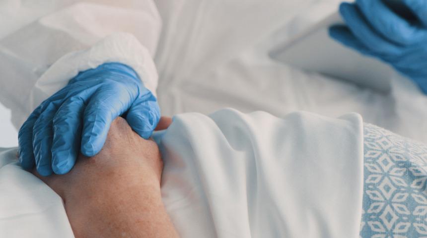 Tepki çekse de İspanya'da ötanazi yasallaştı