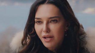 Hande Ataizi alay konusu oldu! Kendi diye Kendall Jenner fotoğrafını paylaştı