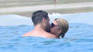 Sofia Richie ve seks bağımlısı sevgilisi Scott Disick tatilde