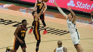 NBA'de Bucks, Hawks karşısında seriyi eşitledi