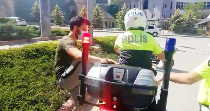 Sınava iki dakika geç kaldılar, gözyaşlarına boğuldular G3