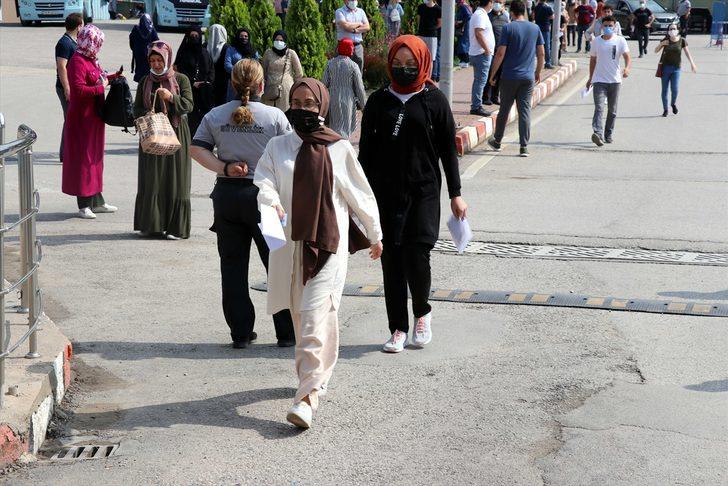 Karabük, Düzce, Zonguldak, Bolu ve Bartın'da üniversite adaylarının YKS heyecanı G3