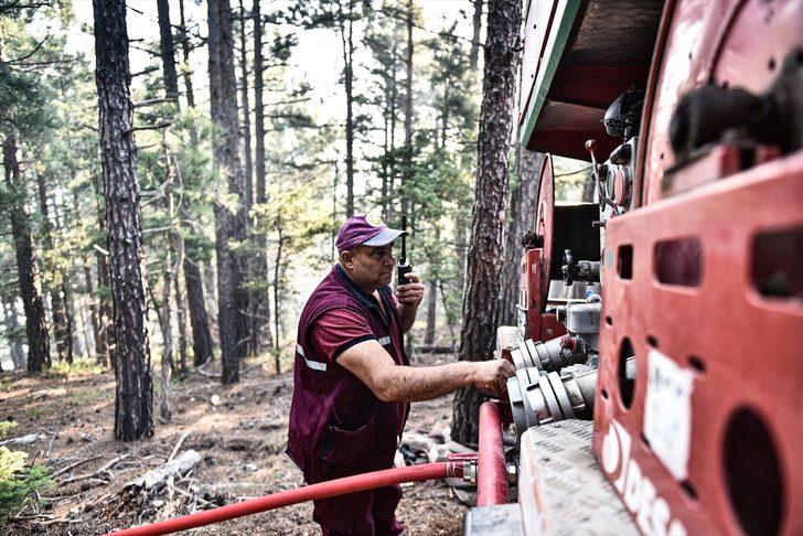 GÜNCELLEME 2 - Mersin'de dün başlayan orman yangını kontrol altına alındı G5