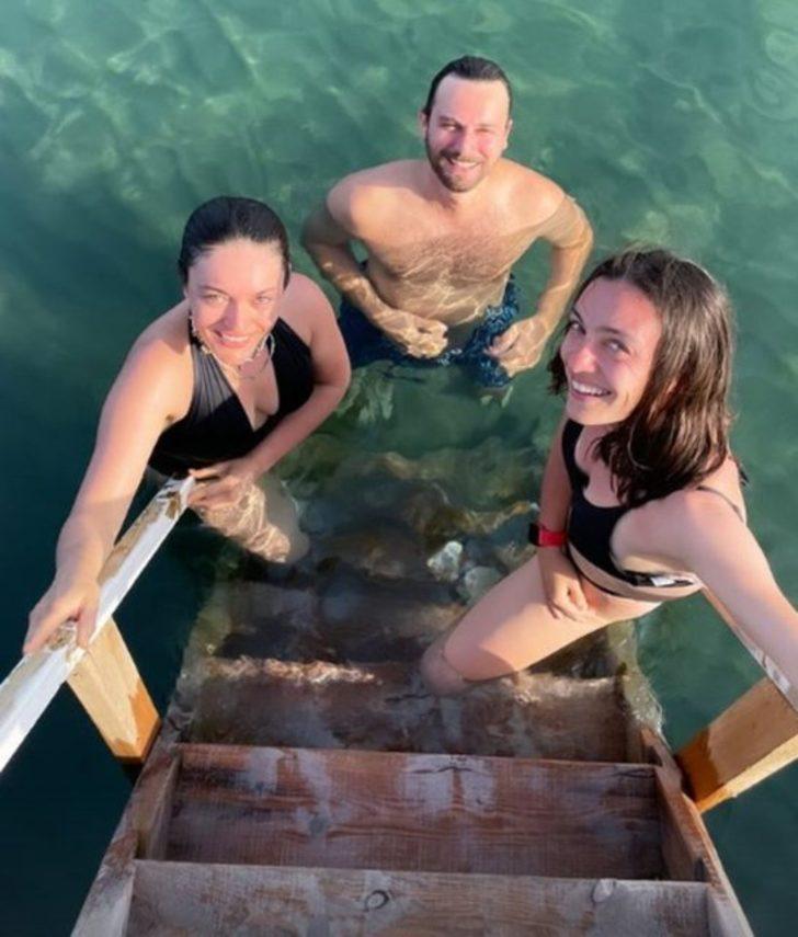 'Kardeşler' tatilde buluştu! Merve Dizdar 35 yaşına girdi G3