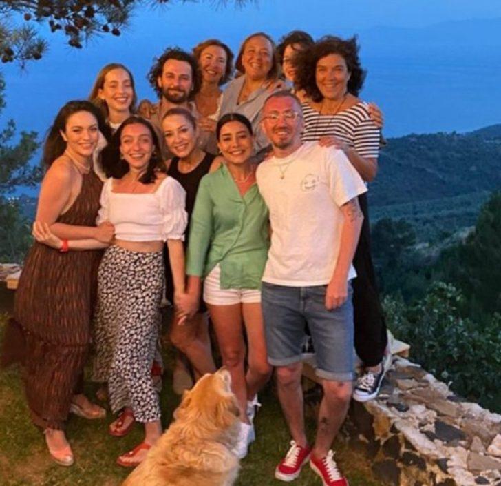 'Kardeşler' tatilde buluştu! Merve Dizdar 35 yaşına girdi G5