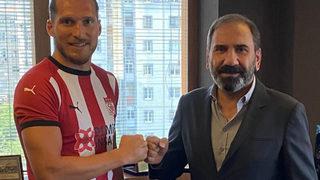 Koray Altınay: Büyük bir camiaya geldim