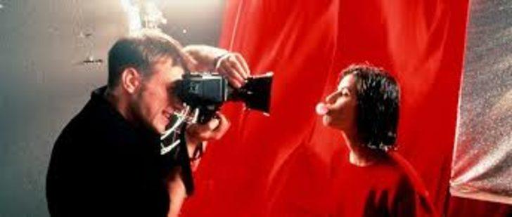 Krzysztof Kieślowski kimdir, Google neden Kieślowski'yi Doodle  yaptı? G4