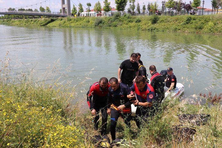 Düzce İtfaiyesinden Melen Çayı'nda gerçeğini aratmayacak tatbikat G3