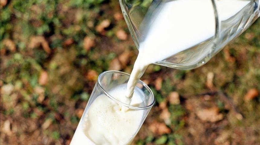 Süte zam mı geldi? 10 Aralık süt ne kadar oldu? 1 litre süt kaç TL? 