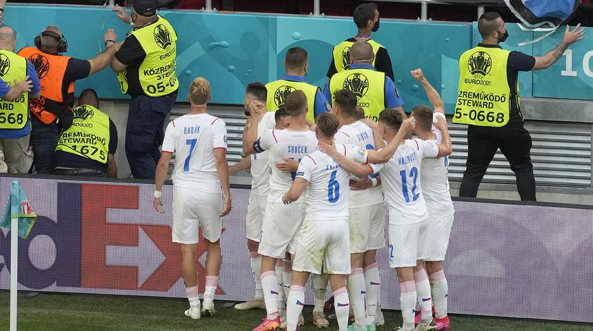 Çekya'dan sürpriz; Hollanda'yı elediler