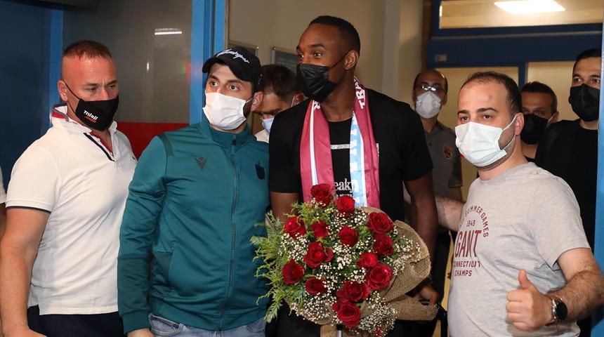 Trabzonspor'un dördüncü transferi Koita kente geldi
