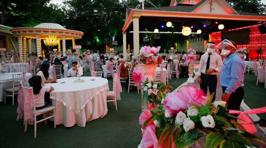 Düğün ve nikahlar nasıl yapılacak? Düğünler serbest mi, 1 Temmuz genelgesi düğün salonları kuralları neler?