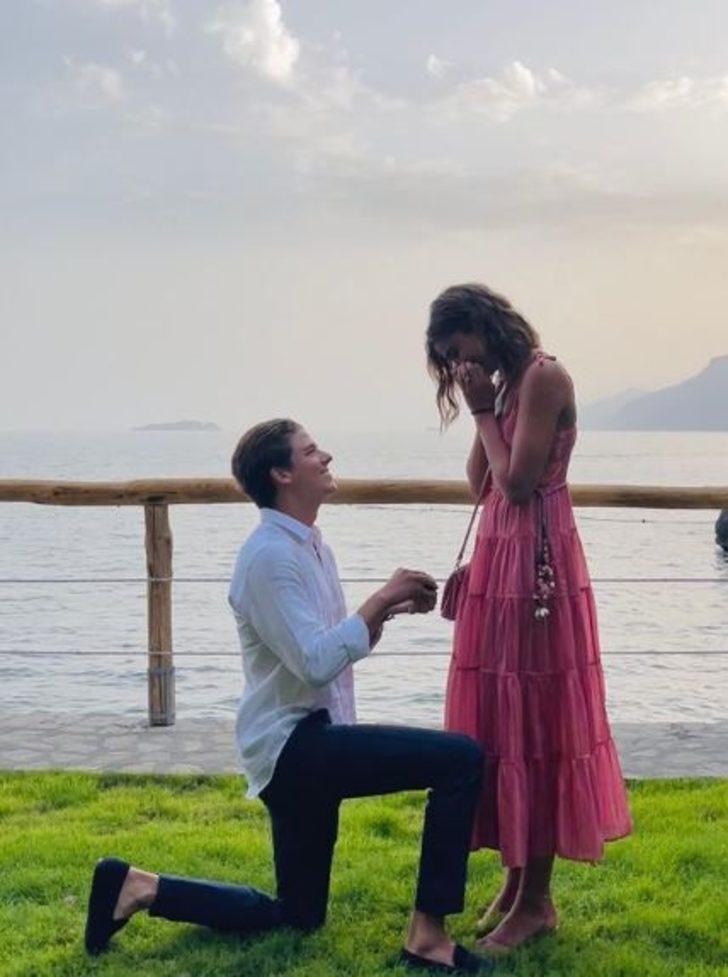 Dünyaca ünlü model Taylor Hill'e Daniel Fryer'dan romantik evlilik teklifi! G2