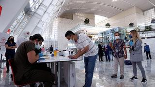 Koronavirüs aşısında yeni dönem! AVM, tren garları ve otobüs terminallerinde başladı