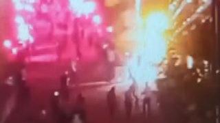 Diyarbakırspor'un kuruluş yıl dönümü kutlamasında havai fişek atmak isteyen taraftar yaralandı