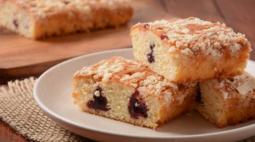 Damla çikolatalı vişneli kek tarifi! Bu lezzete 'hayır' diyemeyeceksiniz