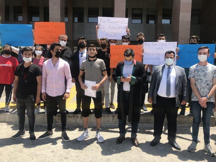 Gaziantep, Malatya ve Şanlıurfa'da üniversite sınavına giren gençler Kılıçdaroğlu'na 1 liralık tazminat davası açtı G3