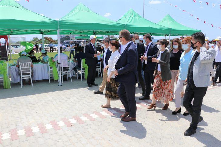 TBMM Kadın Erkek Fırsat Eşitliği Komisyonu Başkanı Aksal, Trakya Yöresel Ürünler Pazarı açılışına katıldı G2