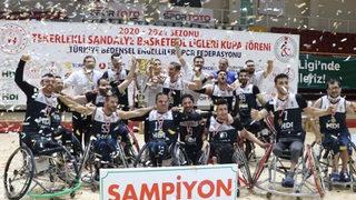 Tekerlekli Sandalye Basketbol Süper Ligi'nde şampiyon İzmir Büyükşehir Belediyespor