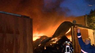 Ankara'da atık dönüşüm tesisinde çıkan yangın korkuttu