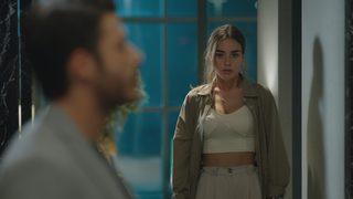 Cam Tavanlar 4. yeni bölüm 3. fragmanı yayınlandı! Leyla ve Cem aşkında tehlikeli anlar