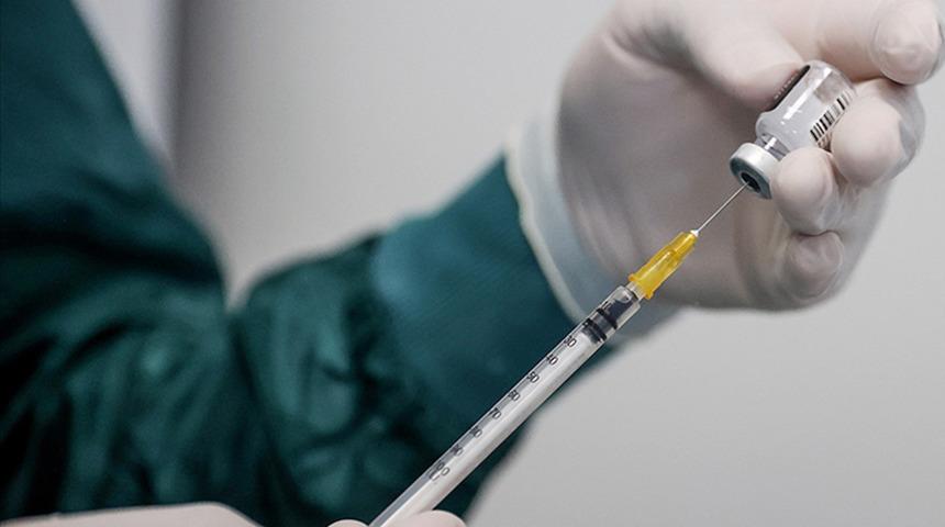 İsrail başka ülke almazsa son kullanma tarihi yaklaşan 800 bin aşıyı imha edecek